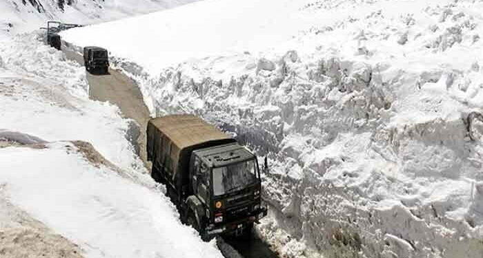 Jammu Kashmir Snowfall