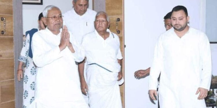 CM Nitish with Lalu Prasad