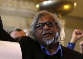 Arun Gandhi passes away