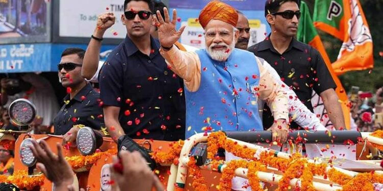 PM Narendra Modi Mega Road Show