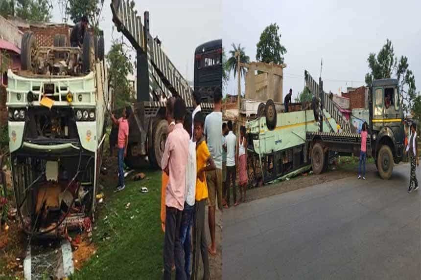 Bus full of devotees overturned