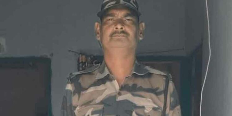 Havildar-died-while-returning-from-duty-salute-given-in-police-line-palamu-jap8